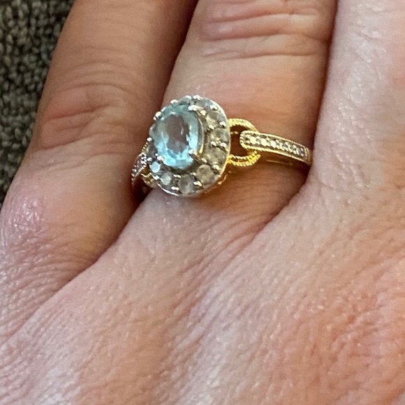 jcpenney Jewelry - Sz 9 aquamarine ring w/gold & silver tone accents
